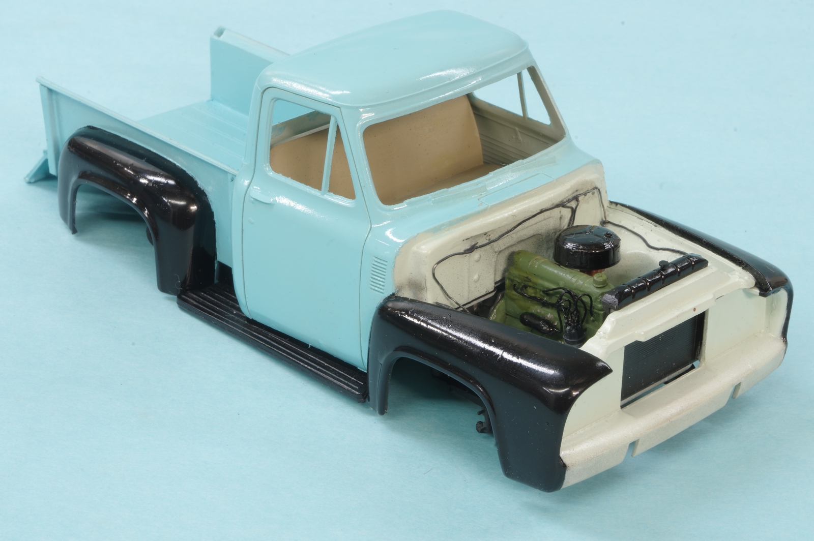 01053f100.jpg